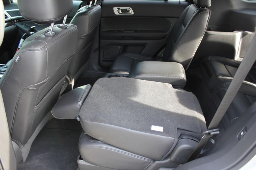  Ford Explorer Limited 4WD 2011 года  (фото 13 из 60)